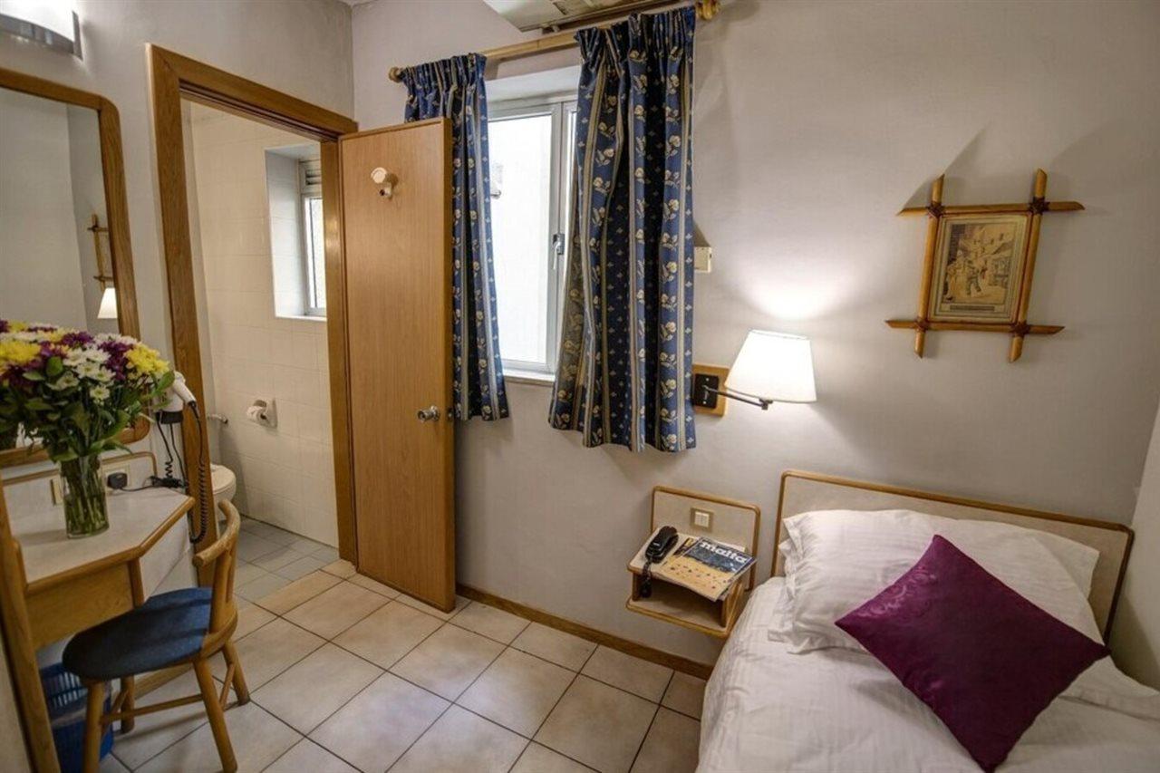 Sliema Chalet Hotel Esterno foto