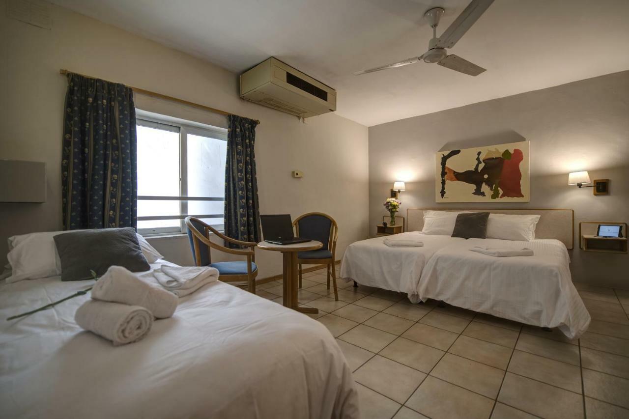 Sliema Chalet Hotel Esterno foto