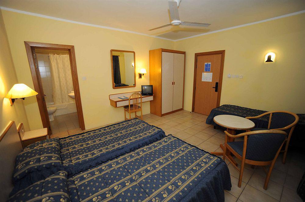Sliema Chalet Hotel Esterno foto