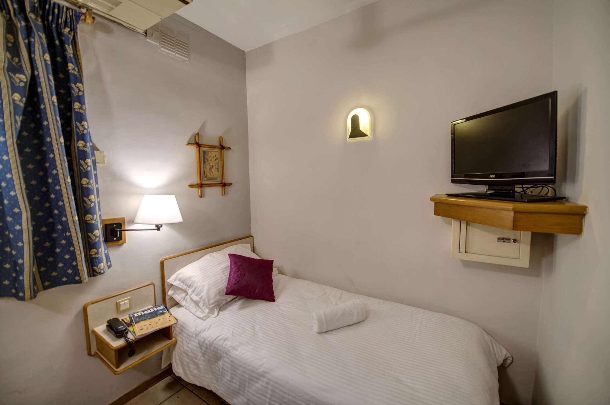 Sliema Chalet Hotel Esterno foto